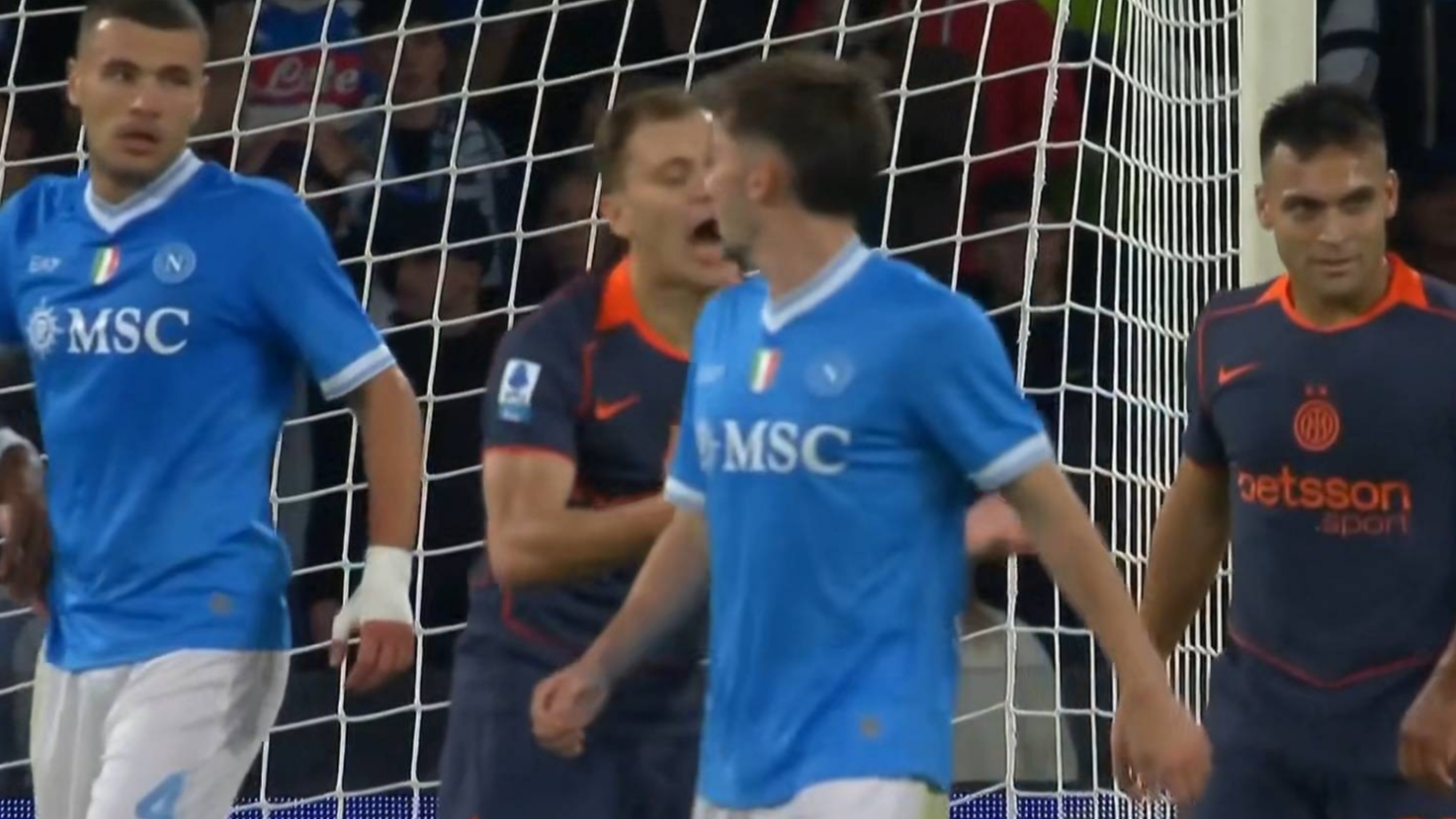 手机APP-国米主场失利，失去冠军榜首位置